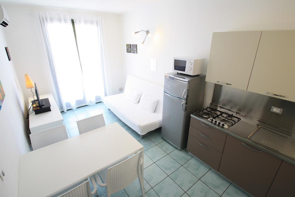 Albaluisa Appartement *