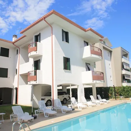 Villa Albaluisa Bibione Esterno foto