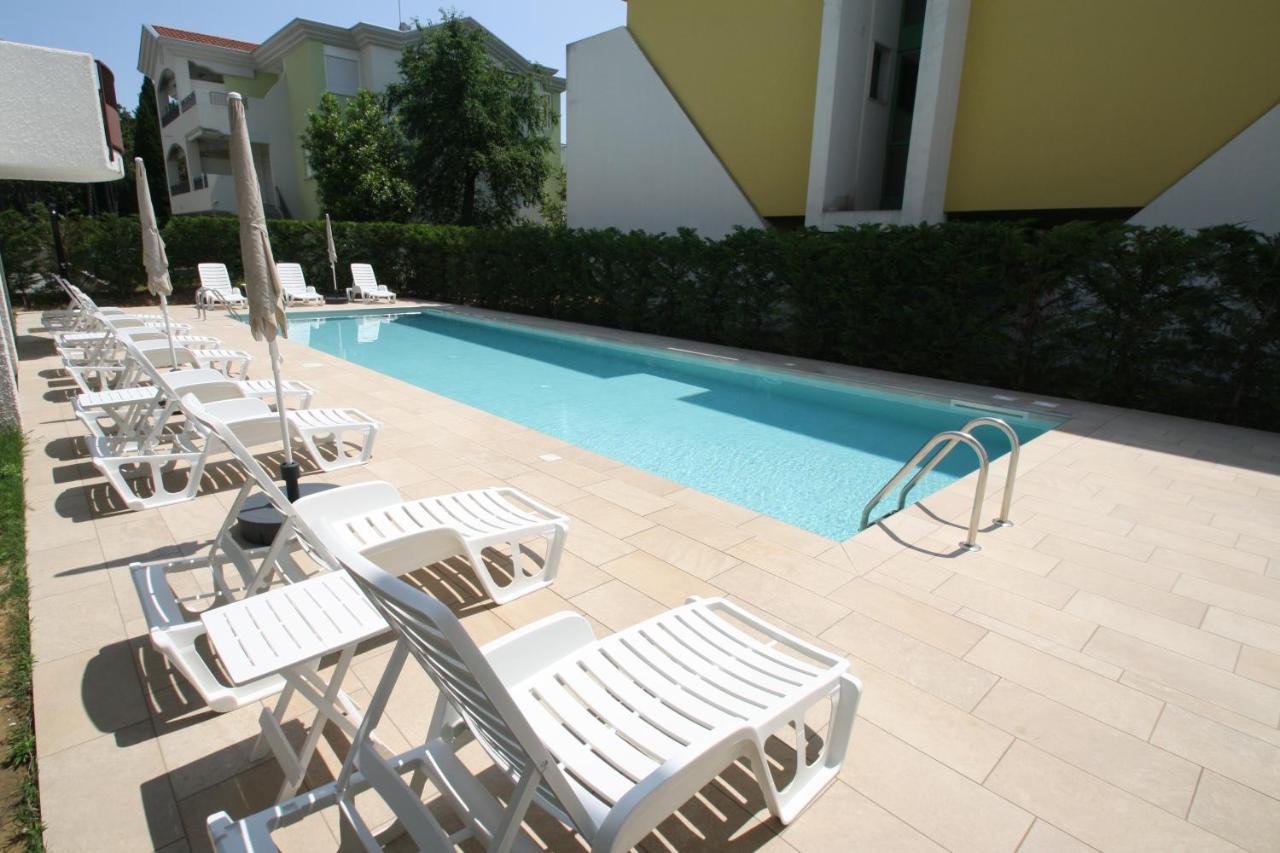 Apartment Albaluisa *