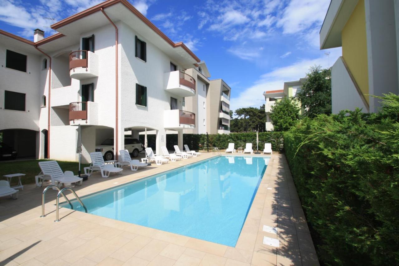 Albaluisa Apartment